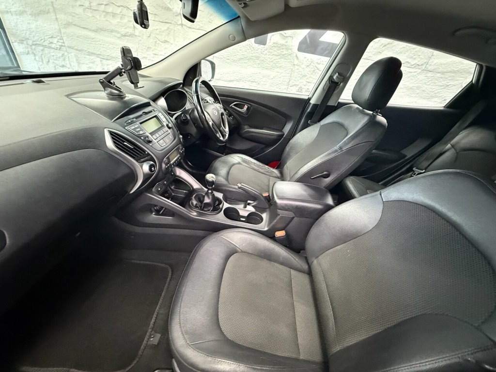 Used Hyundai Ix35 2015 for sale - 76867385: Photo 33