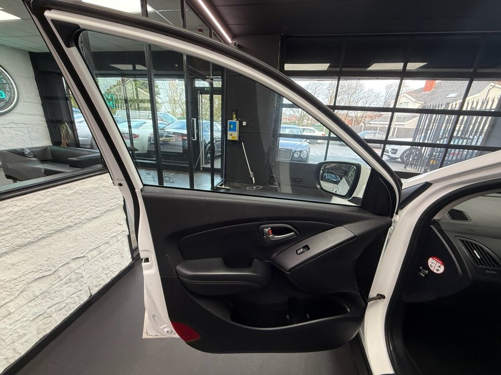 Used Hyundai Ix35 2015 for sale - 76867385: Photo 34