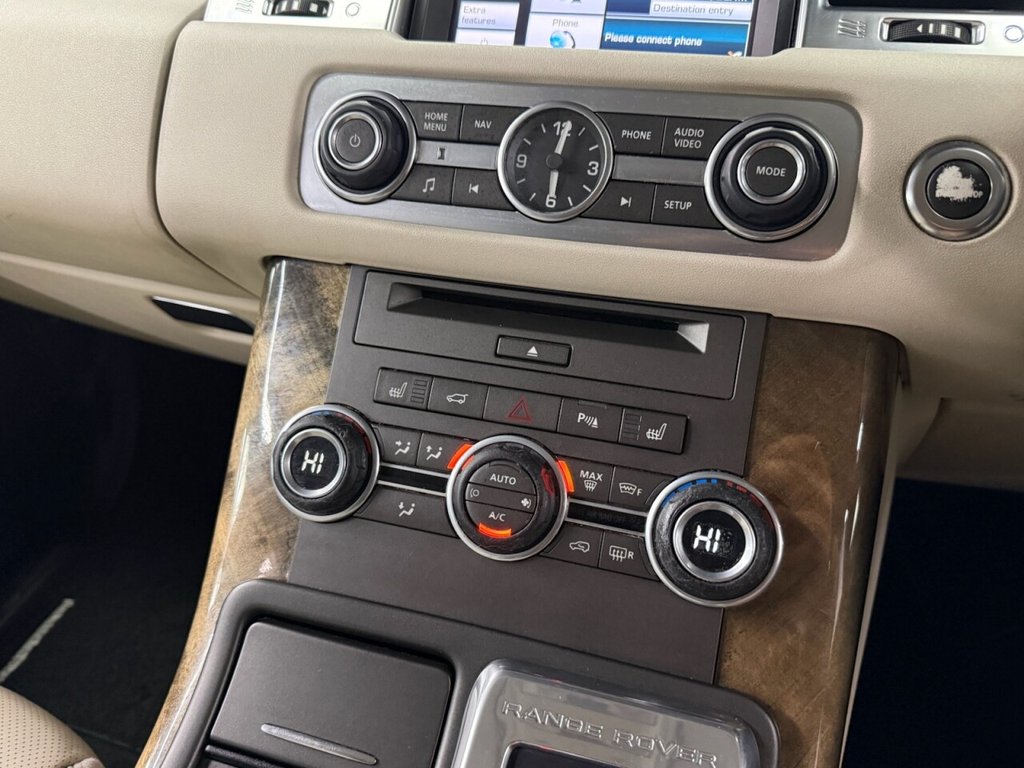 Used Land Rover Range Rover Sport 2011 for sale - 77667656: Photo 24