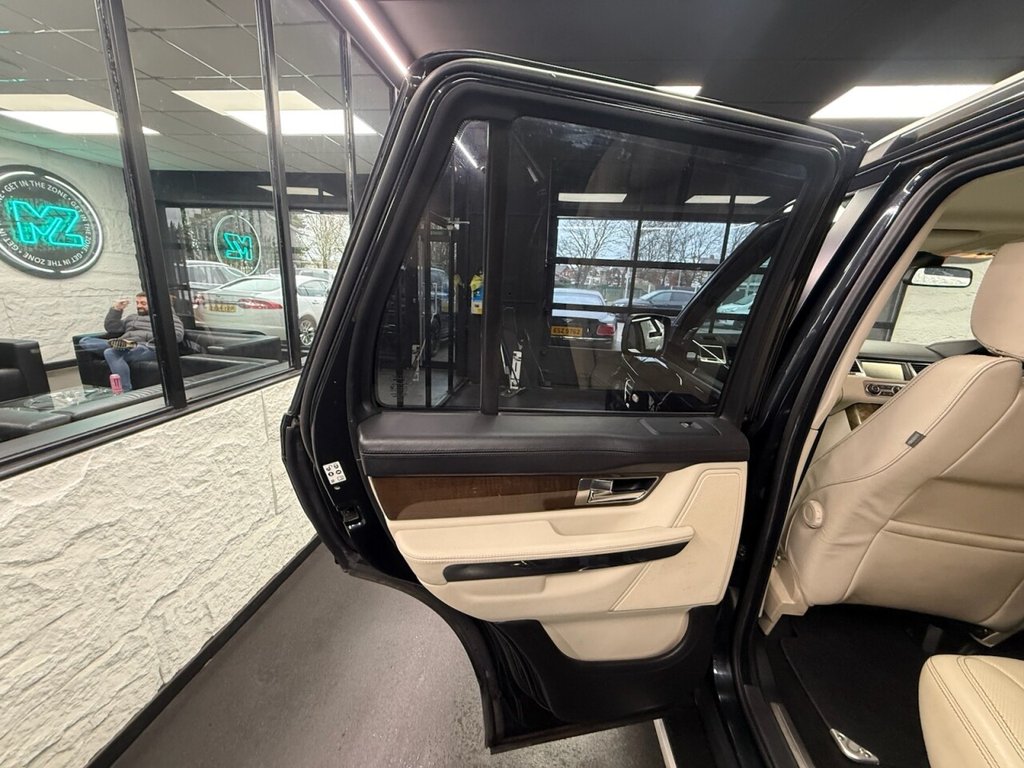 Used Land Rover Range Rover Sport 2011 for sale - 77667656: Photo 31