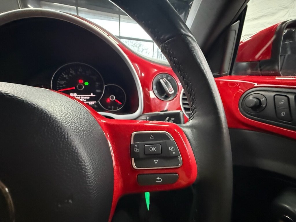 Used Volkswagen Beetle 2012 for sale - 77521209: Photo 21