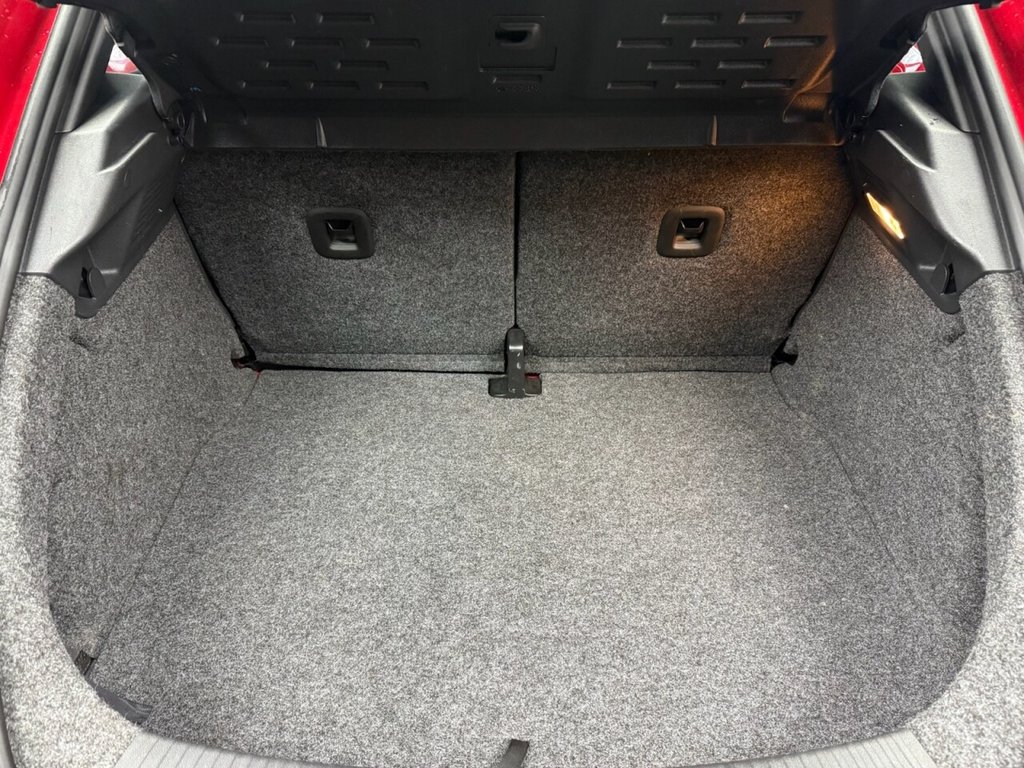 Used Volkswagen Beetle 2012 for sale - 77521209: Photo 25