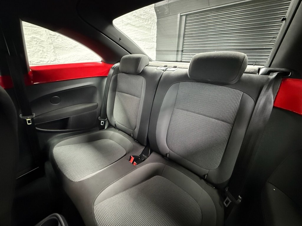 Used Volkswagen Beetle 2012 for sale - 77521209: Photo 7