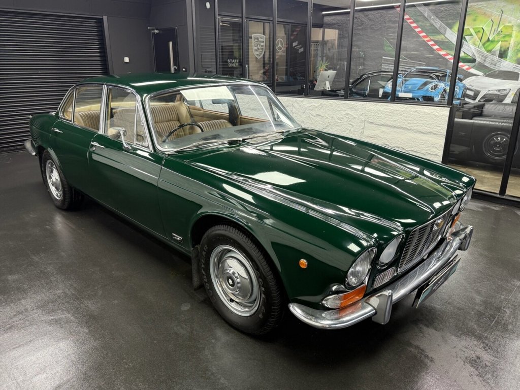 Used Jaguar 420 1972 for sale - 77250179: Photo 12