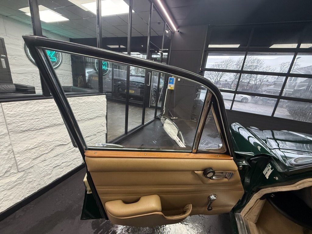 Used Jaguar 420 1972 for sale - 77250179: Photo 27