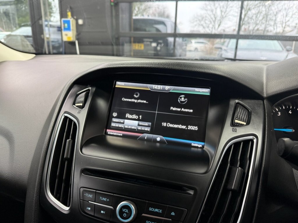 Used Ford Focus 2015 for sale - 76986119: Photo 25