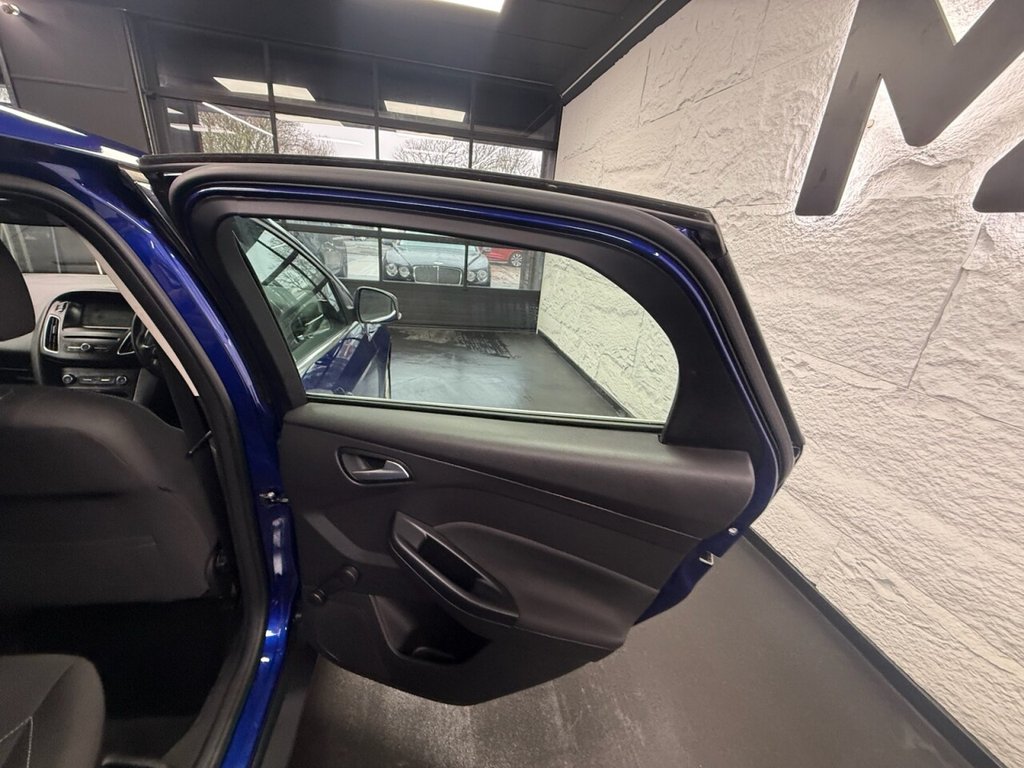 Used Ford Focus 2015 for sale - 76986119: Photo 28