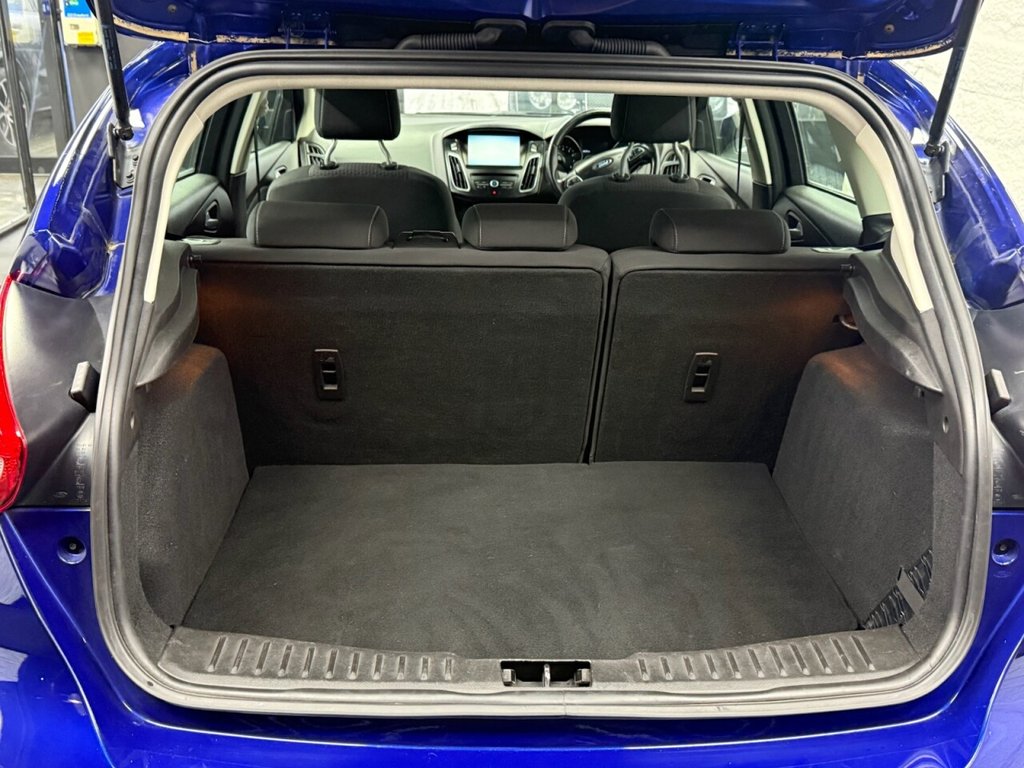 Used Ford Focus 2015 for sale - 76986119: Photo 29