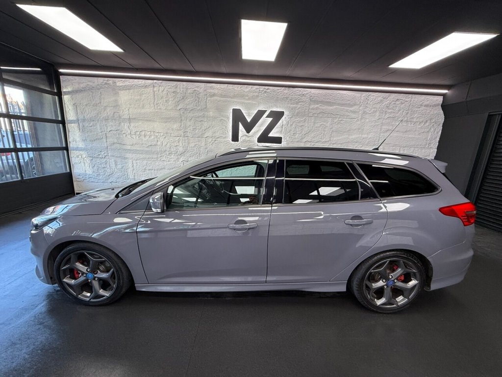 Used Ford Focus 2016 for sale - 77920116: Photo 14