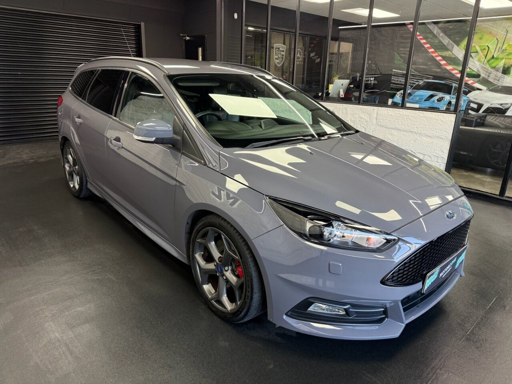 Used Ford Focus 2016 for sale - 77920116: Photo 16