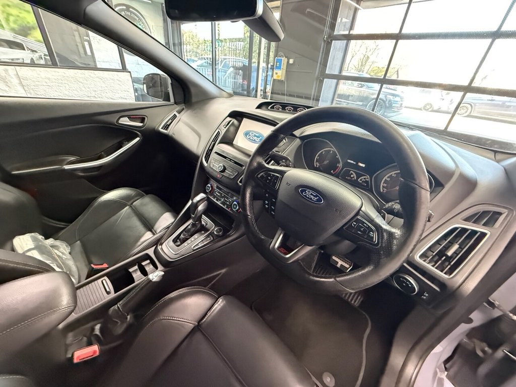 Used Ford Focus 2016 for sale - 77920116: Photo 3