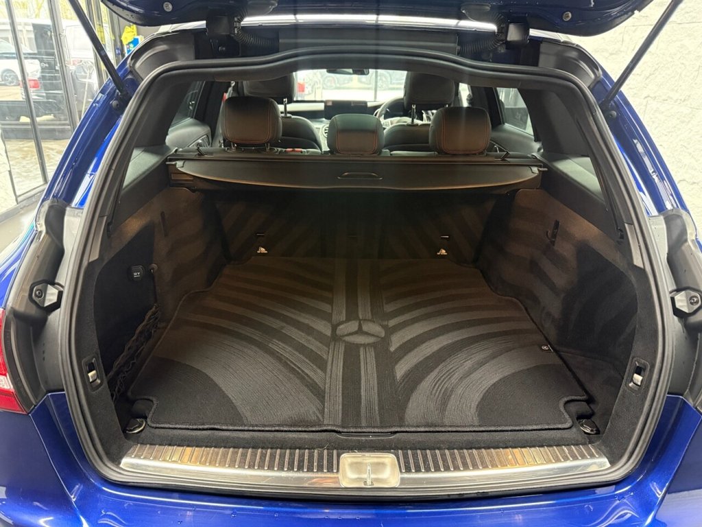 Used Mercedes-Benz C Class 2017 for sale - 77667527: Photo 11