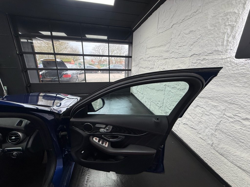Used Mercedes-Benz C Class 2017 for sale - 77667527: Photo 23