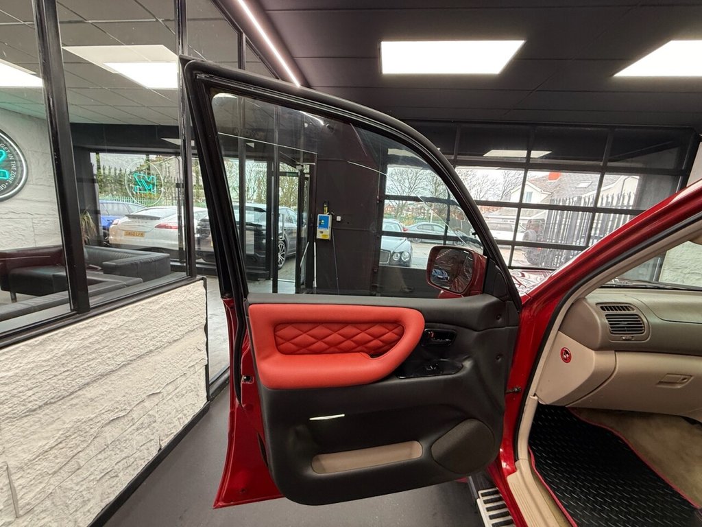 Used Toyota Land Cruiser Amazon 2002 for sale - 77212083: Photo 38