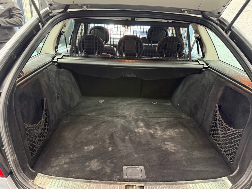 Used Mercedes-Benz C Class 2005 for sale - 77920176: Photo 27