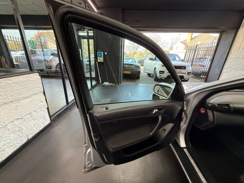 Used Mercedes-Benz C Class 2005 for sale - 77920176: Photo 28