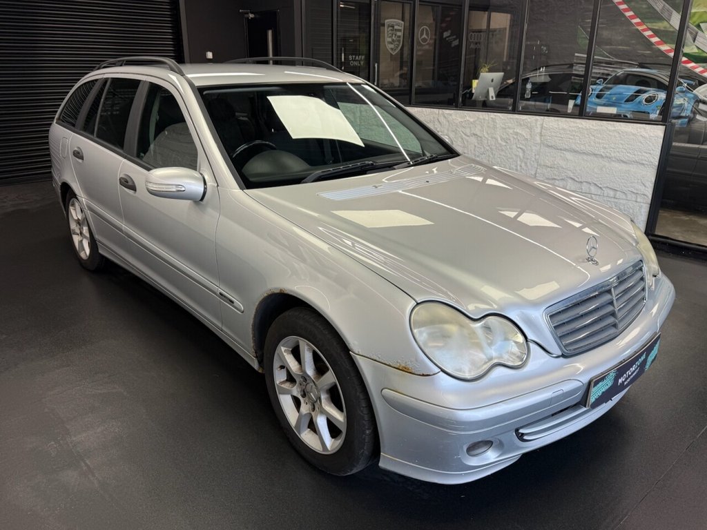 Used Mercedes-Benz C Class 2005 for sale - 77920176: Photo 8
