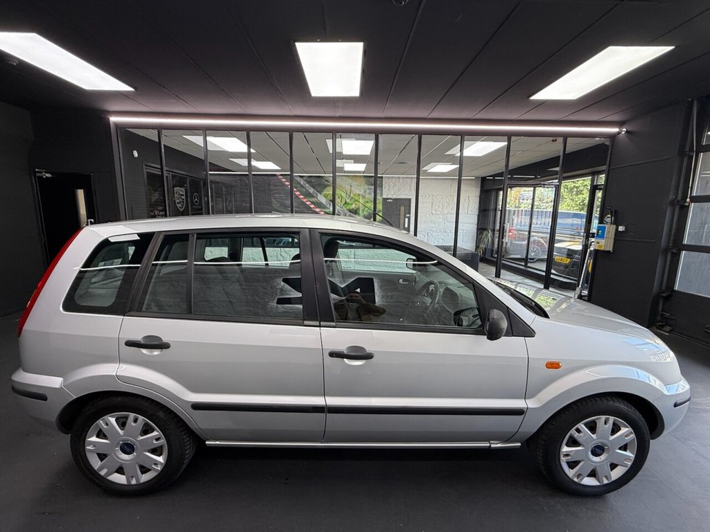 Used Ford Fusion 2003 for sale - 76069193: Photo 14