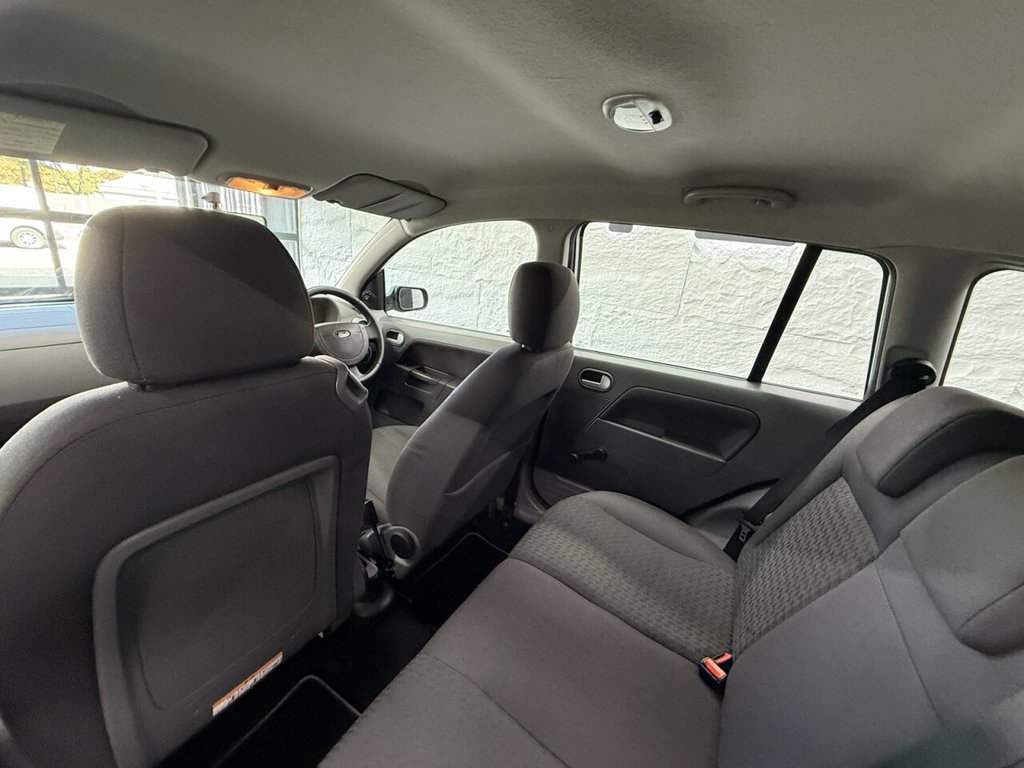 Used Ford Fusion 2003 for sale - 76069193: Photo 25