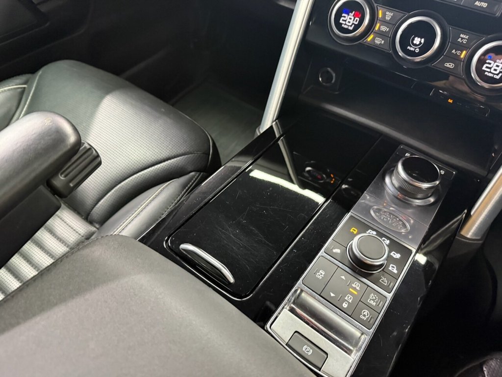 Used Land Rover Discovery 2017 for sale - 77200117: Photo 13