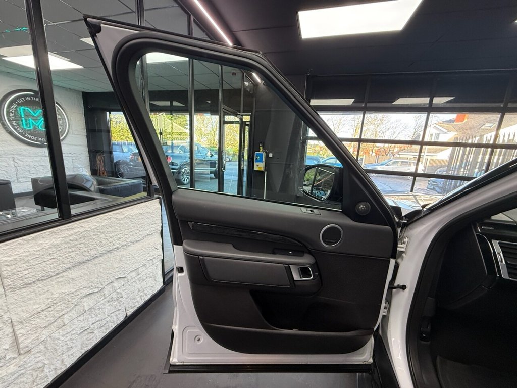 Used Land Rover Discovery 2017 for sale - 77200117: Photo 31