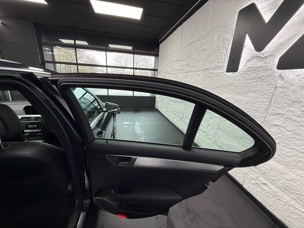 Used Mercedes-Benz C Class 2013 for sale - 76546594: Photo 25