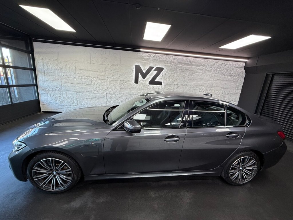 Used BMW 3 Series 2019 for sale - 76632119: Photo 12