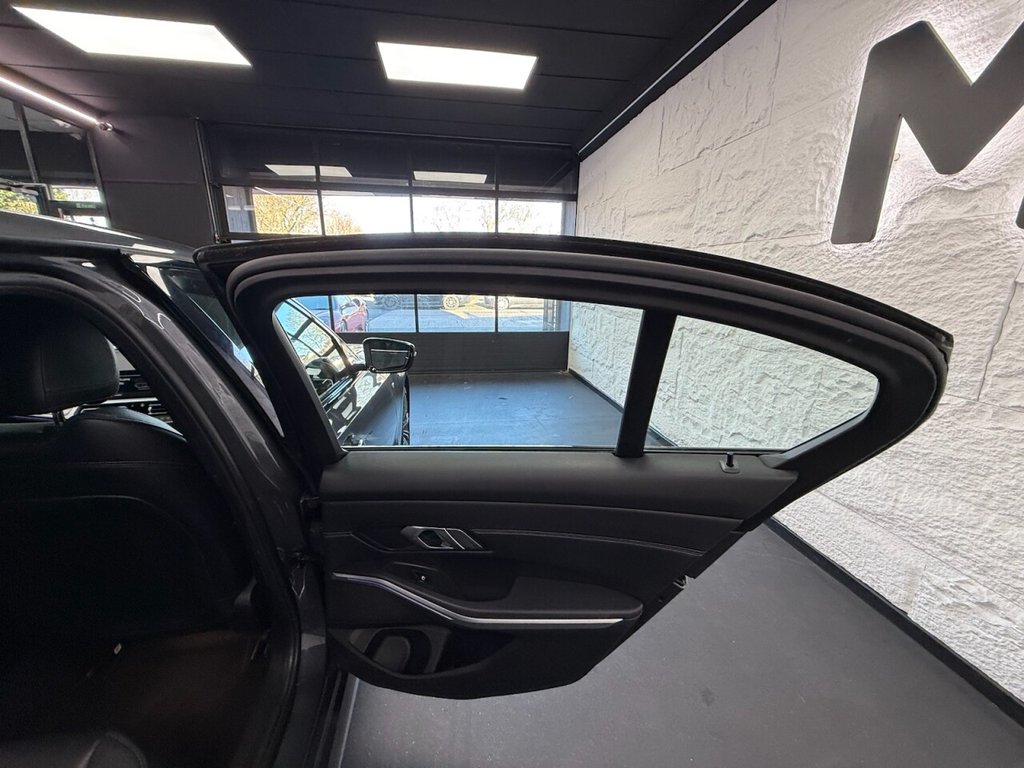 Used BMW 3 Series 2019 for sale - 76632119: Photo 31