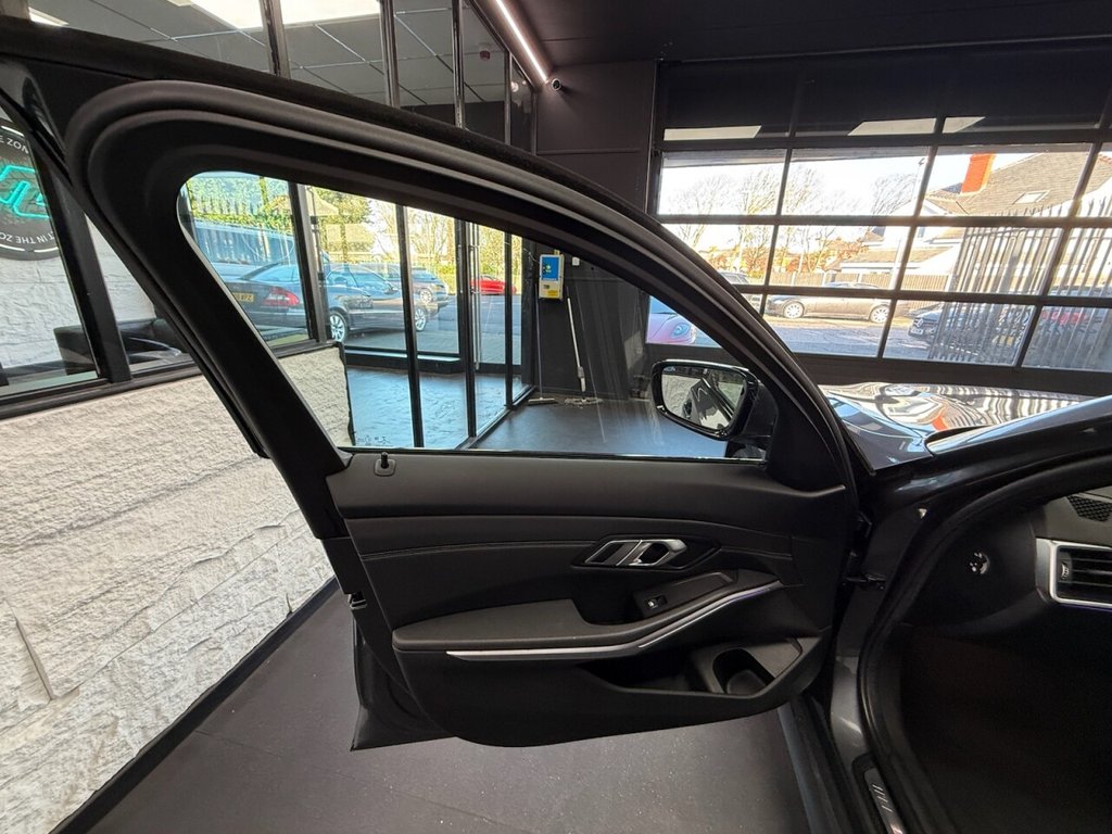 Used BMW 3 Series 2019 for sale - 76632119: Photo 34