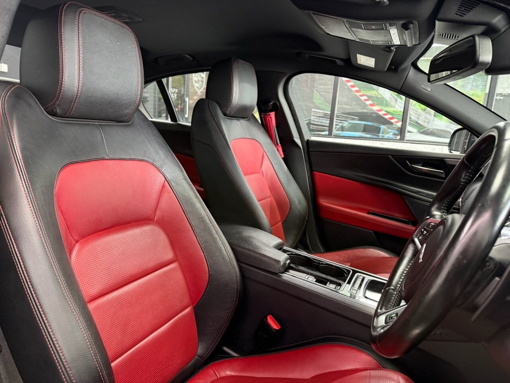 Used Jaguar XE 2015 for sale - 78082297: Photo 15