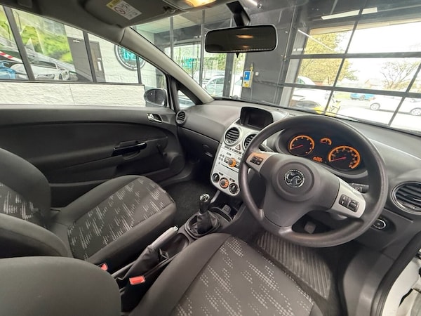 Used Vauxhall Corsa 2015 for sale - 76210334: Photo 11