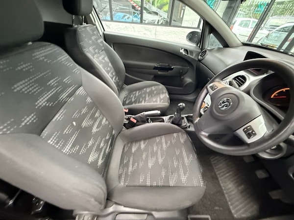 Used Vauxhall Corsa 2015 for sale - 76210334: Photo 15