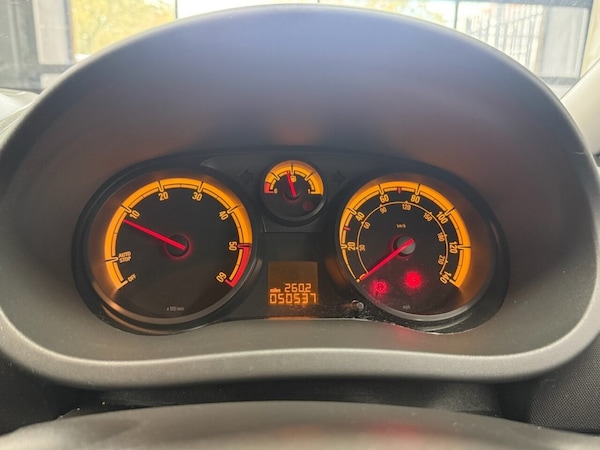 Used Vauxhall Corsa 2015 for sale - 76210334: Photo 23