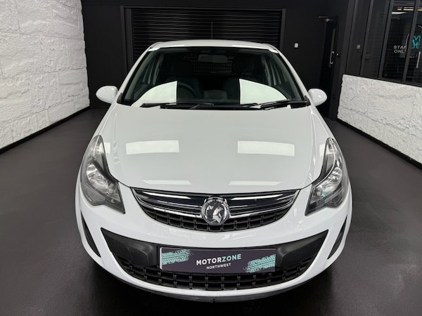 Used Vauxhall Corsa 2015 for sale - 76210334: Photo 6