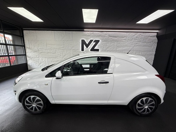 Used Vauxhall Corsa 2015 for sale - 76210334: Photo 8