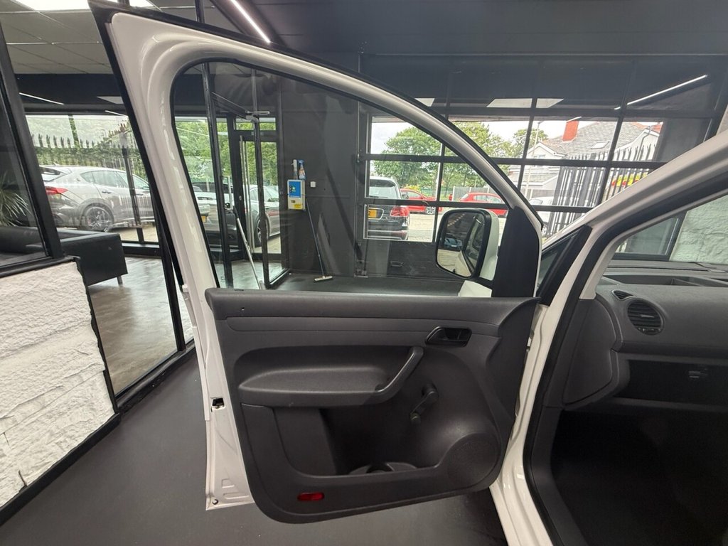 Used Volkswagen Caddy Maxi 2012 for sale - 78017135: Photo 39