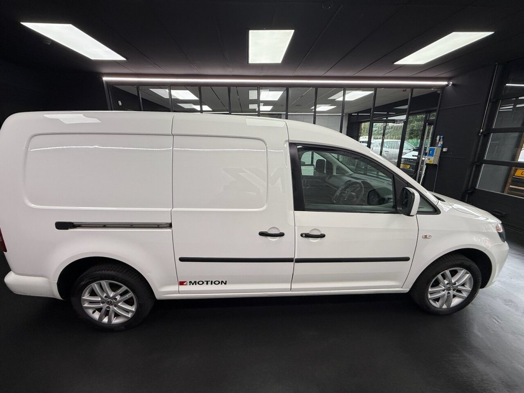 Used Volkswagen Caddy Maxi 2012 for sale - 78017135: Photo 9