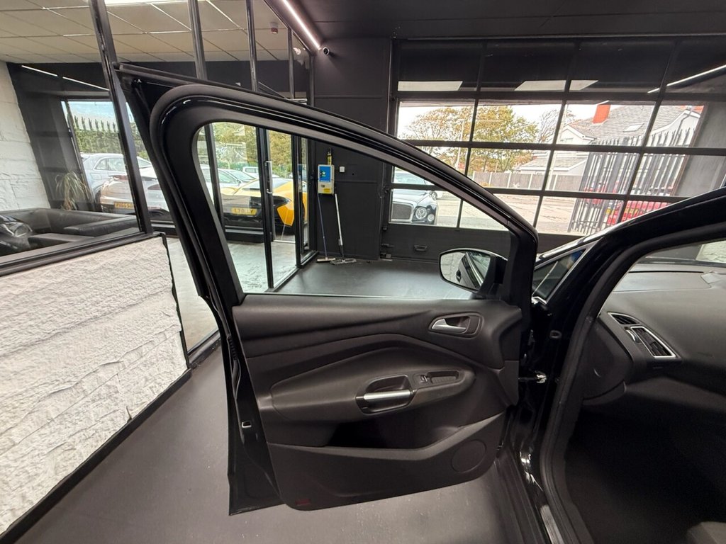 Used Ford Grand C-Max 2016 for sale - 76118748: Photo 28