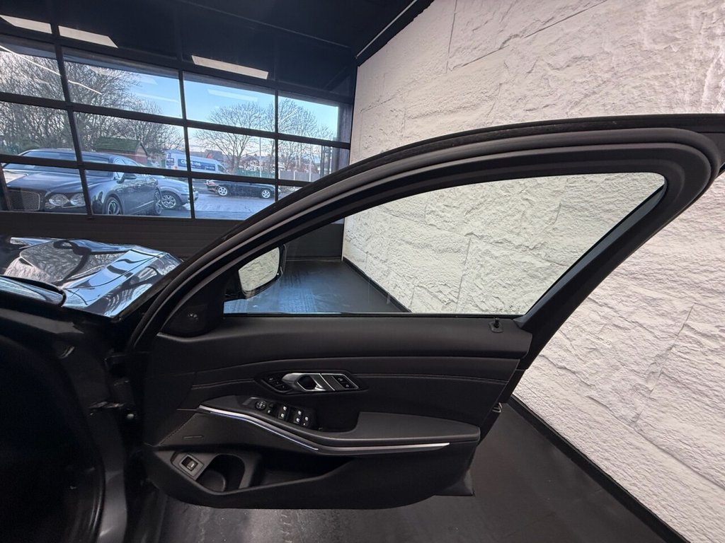 Used BMW 3 Series 2019 for sale - 77227722: Photo 27