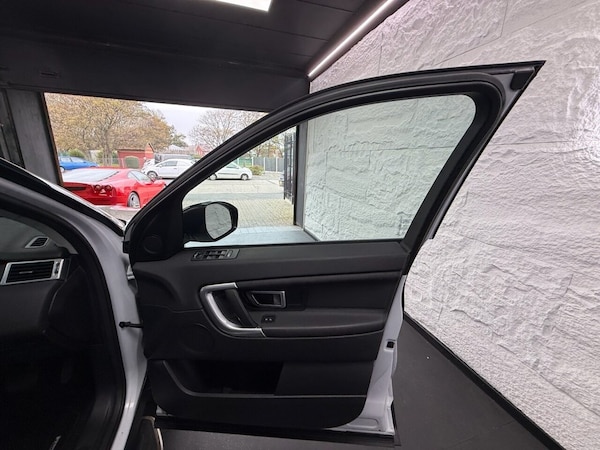 Used Land Rover Discovery Sport 2016 for sale - 76303540: Photo 23