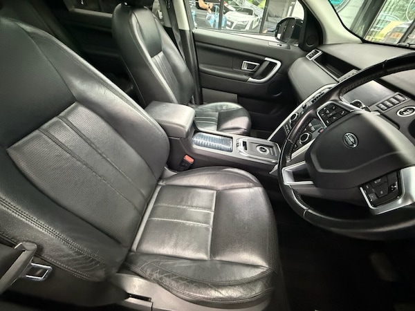 Used Land Rover Discovery Sport 2016 for sale - 76303540: Photo 30