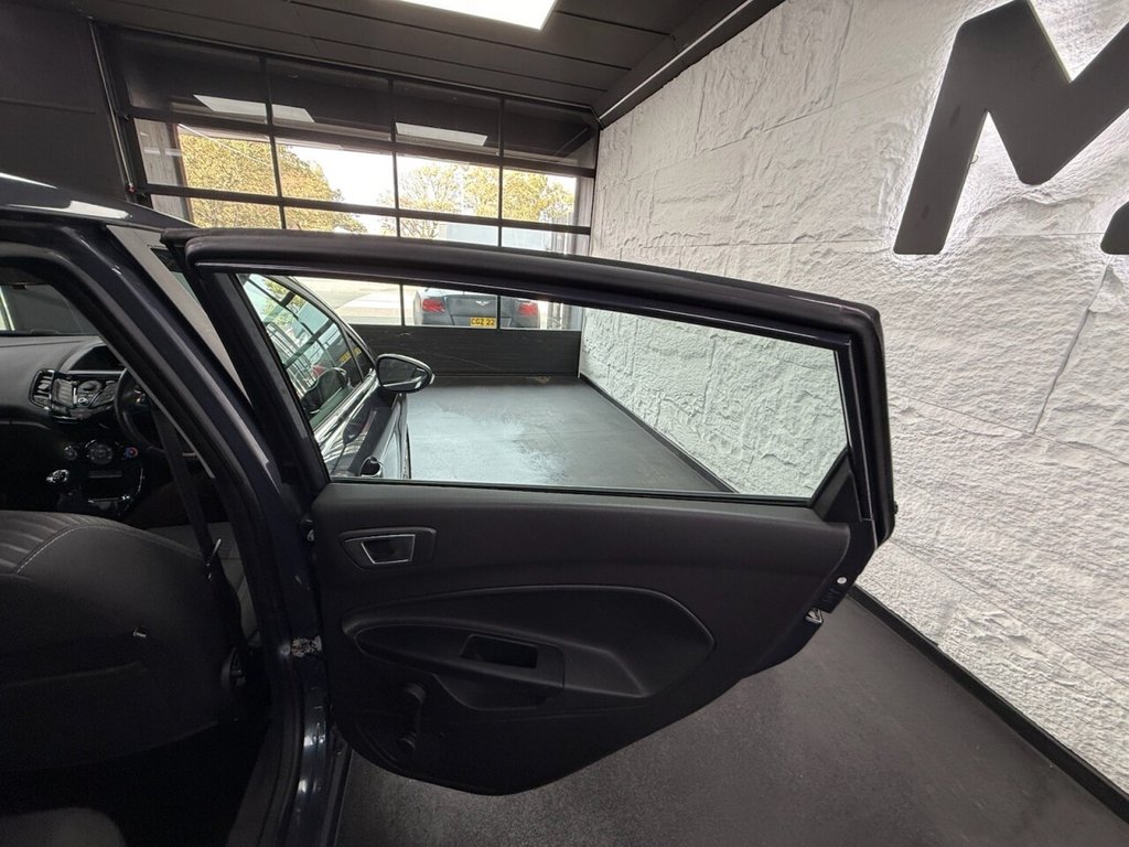 Used Ford Fiesta 2014 for sale - 76185468: Photo 24