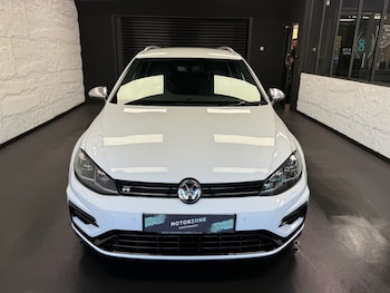 Used Volkswagen Golf 2018 for sale - 78444946: Photo