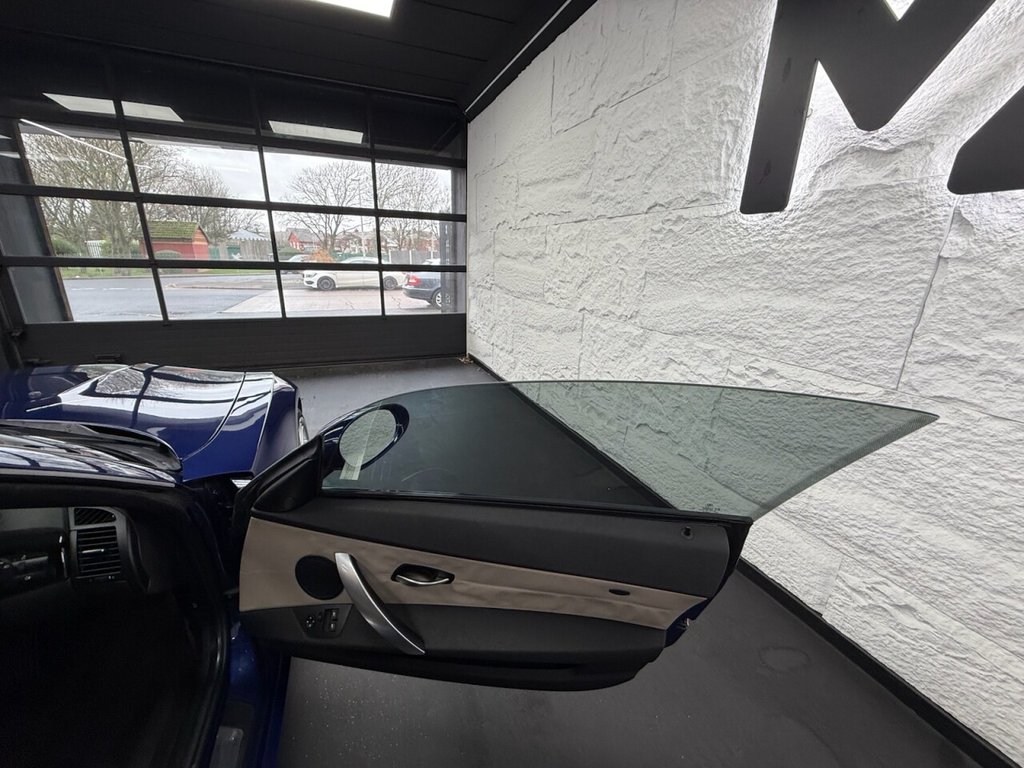 Used BMW Z4 M 2007 for sale - 77072324: Photo 25