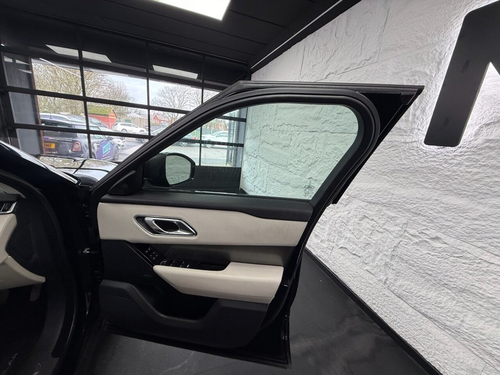 Used Land Rover Range Rover Velar 2017 for sale - 77507482: Photo 27