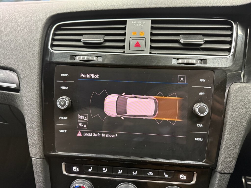 Used Volkswagen Golf 2019 for sale - 77521227: Photo 21