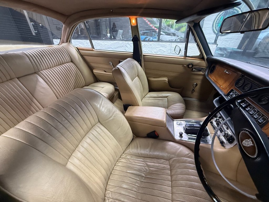 Used Jaguar 420 1972 for sale - 76768058: Photo 3