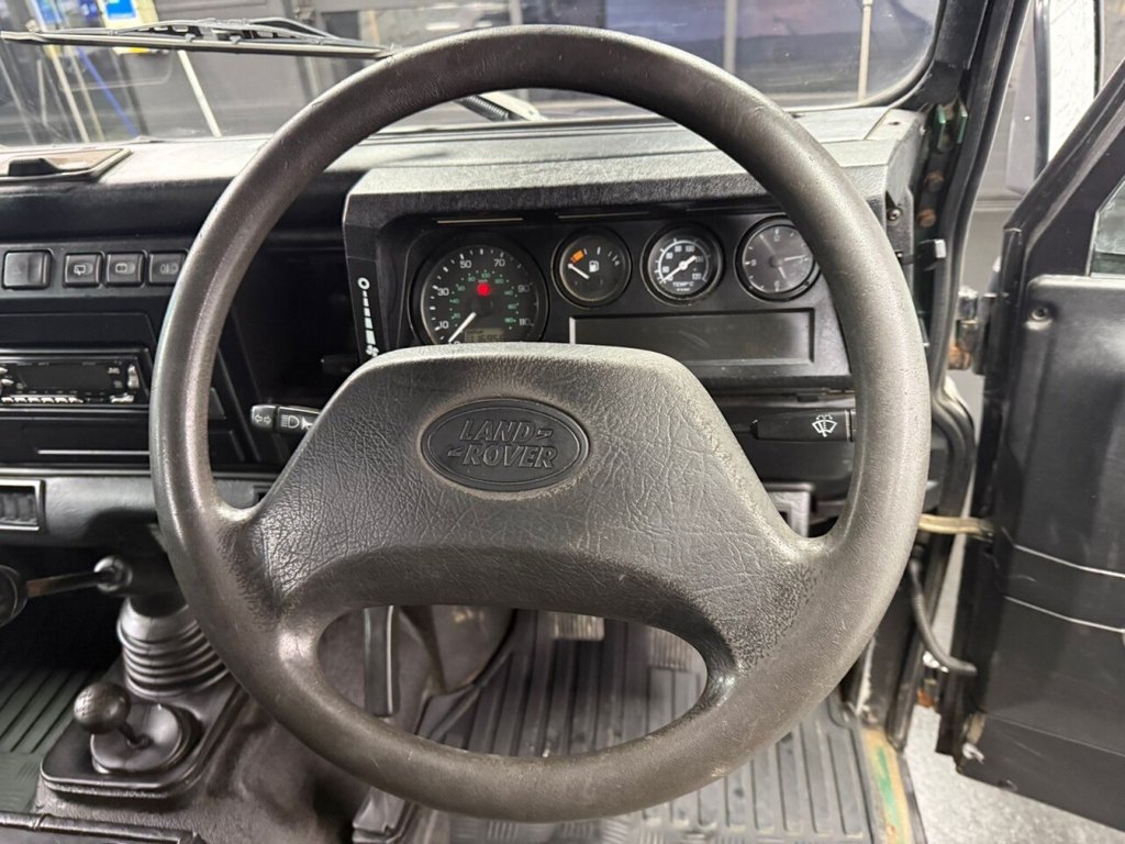 Used Land Rover Defender 2004 for sale - 76751415: Photo 22