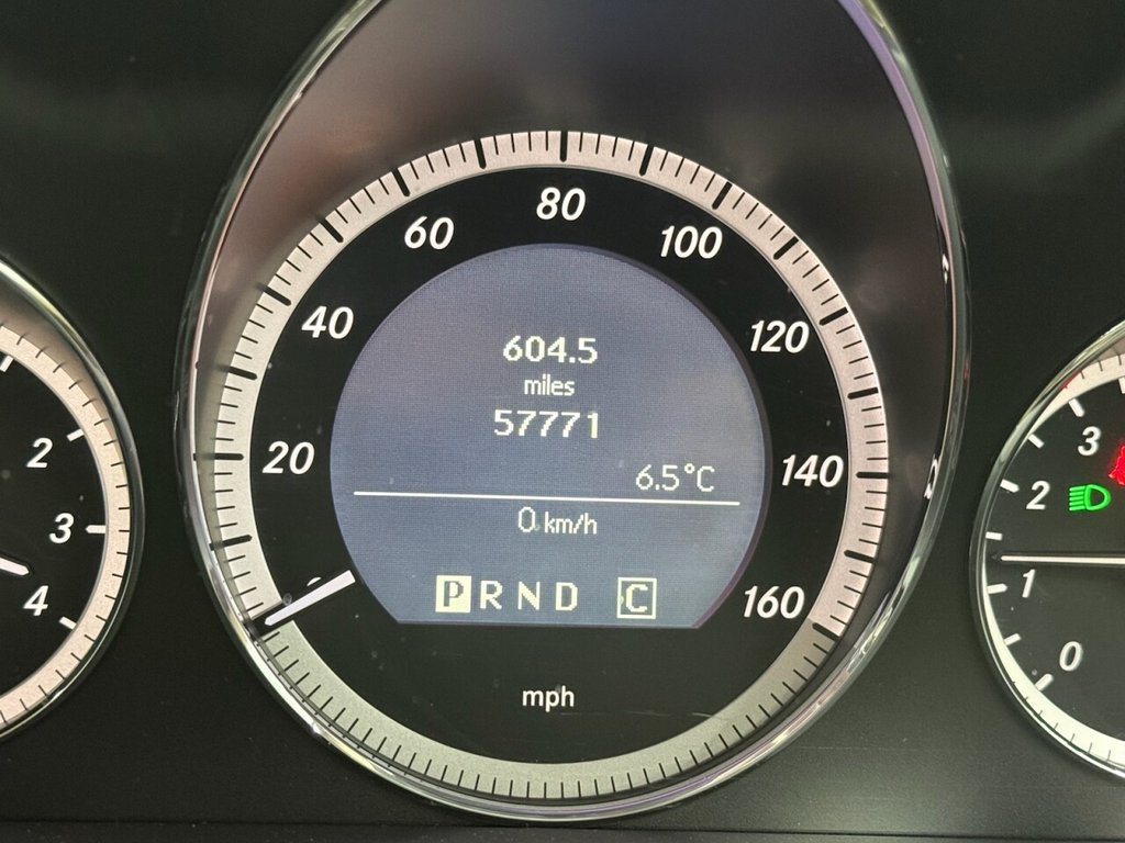 Used Mercedes-Benz E Class 2009 for sale - 77547352: Photo 6