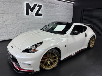 Nissan - 370 Z